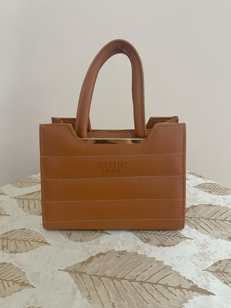 حقيبة يد نسائية