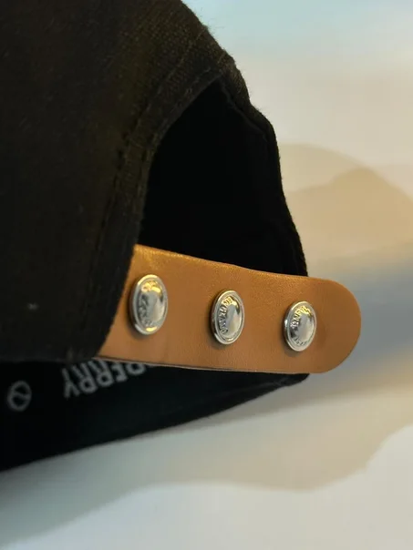 Casquette Burberry noir matt