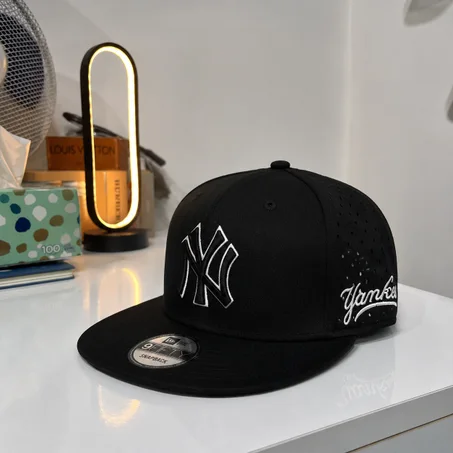 Casquette New york noir mélanger blanc