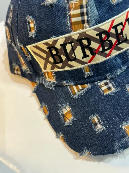 Casquette Burberry jeans