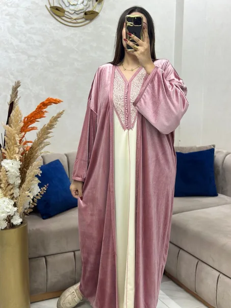 قفطان مغربي أنيق من قطعتين – كريب فاخر + كيمونو مبرة