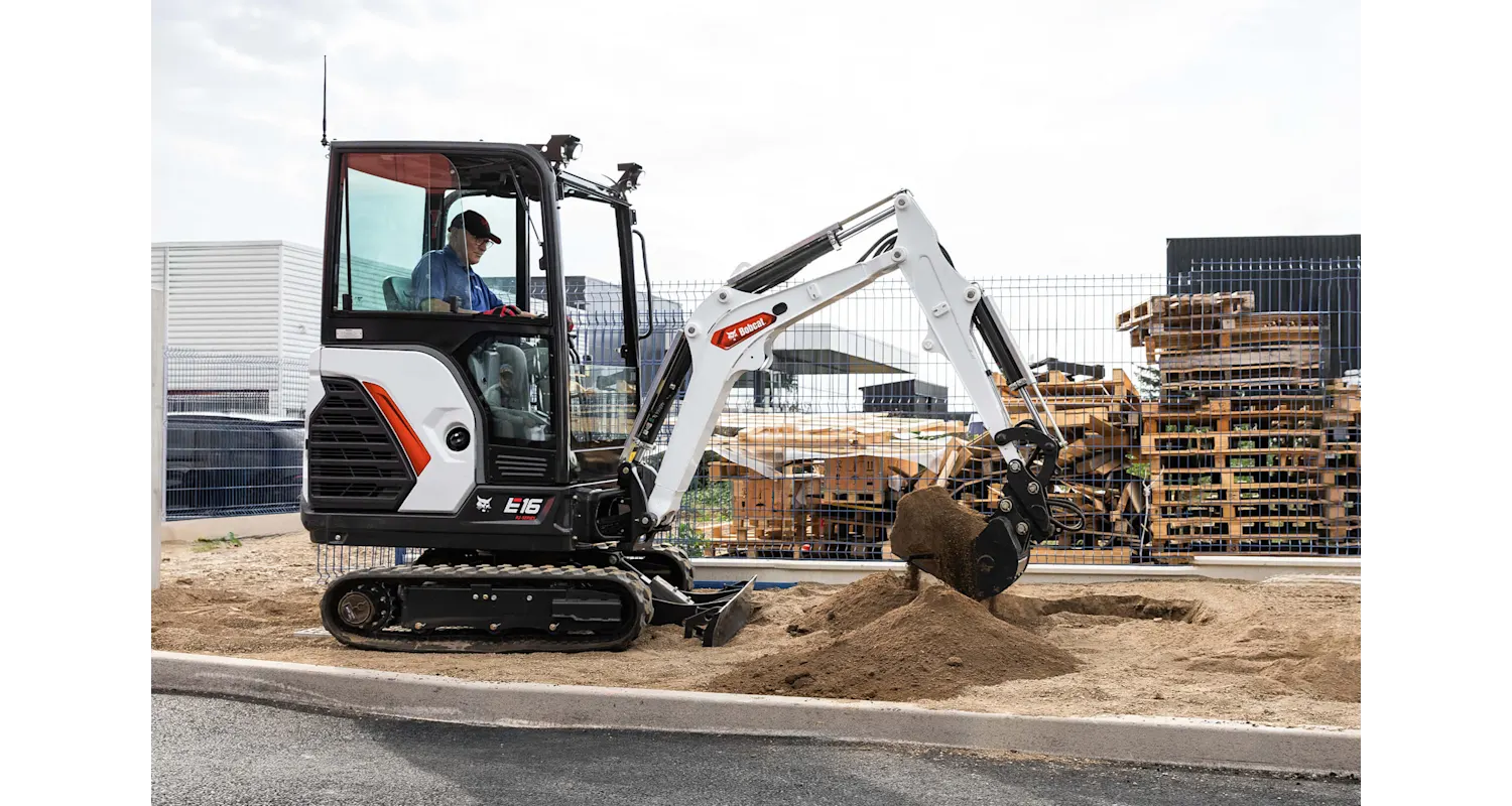 E16 Mini Excavator, R2-Series