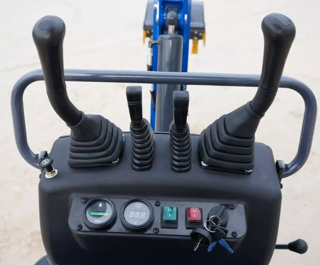 TERROR XI Mini Excavator 1 Ton Digger 13.5hp Gas Tracked Crawler B&S EPA Engine