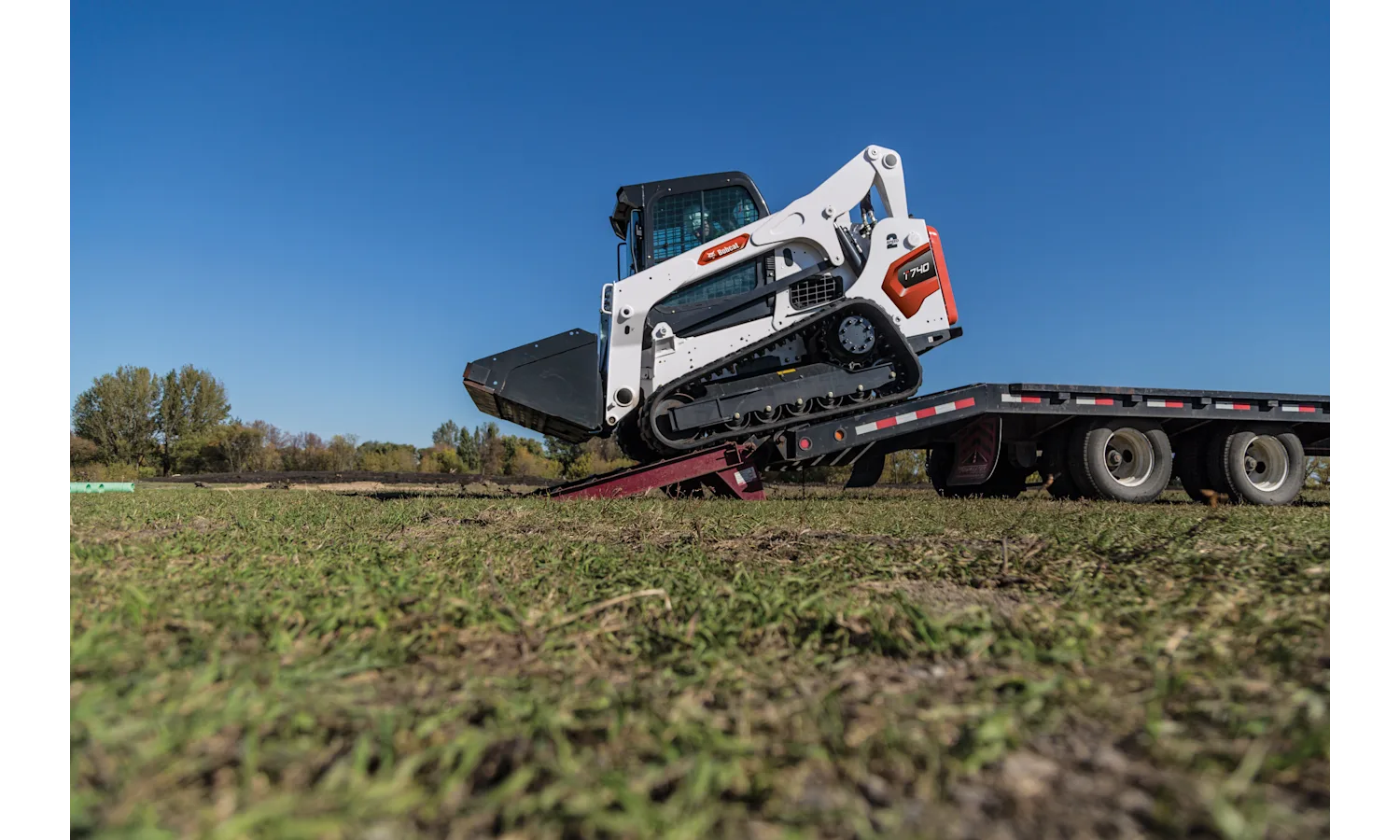 T740 Compact Track Loader
