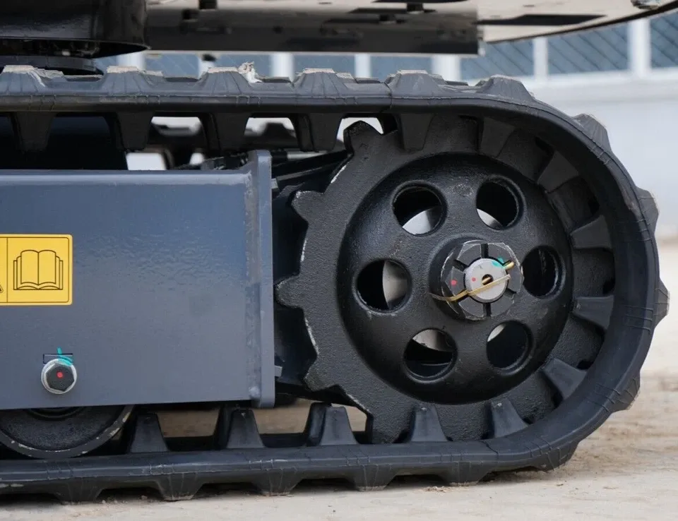 TERROR XI Mini Excavator 1 Ton Digger 13.5hp Gas Tracked Crawler B&S EPA Engine