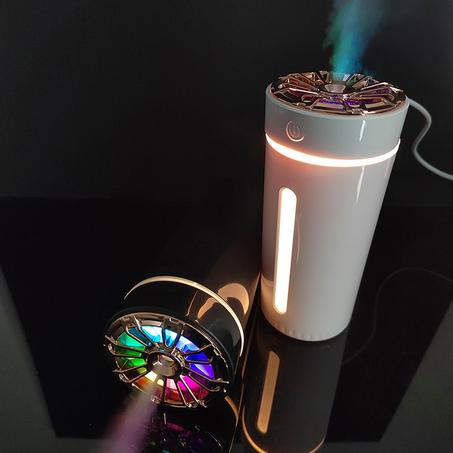 المعطّر الذكي للسيارة – فخامة الرائحة وراحة القيادة