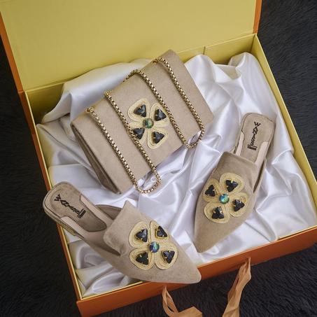 صنادل نسائية عصرية