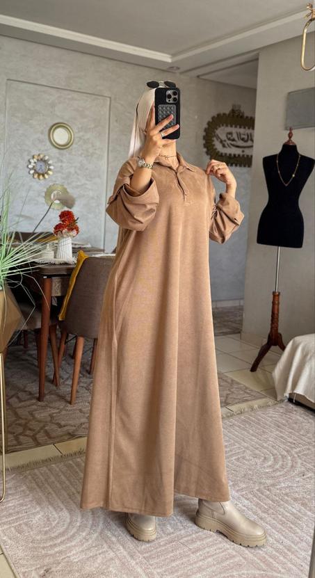 عبايا ديكونال