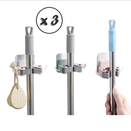 Trois portes balai mural