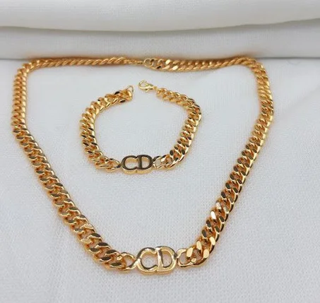 Enssemble Cristian Dior