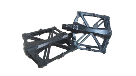 pédale aluminium