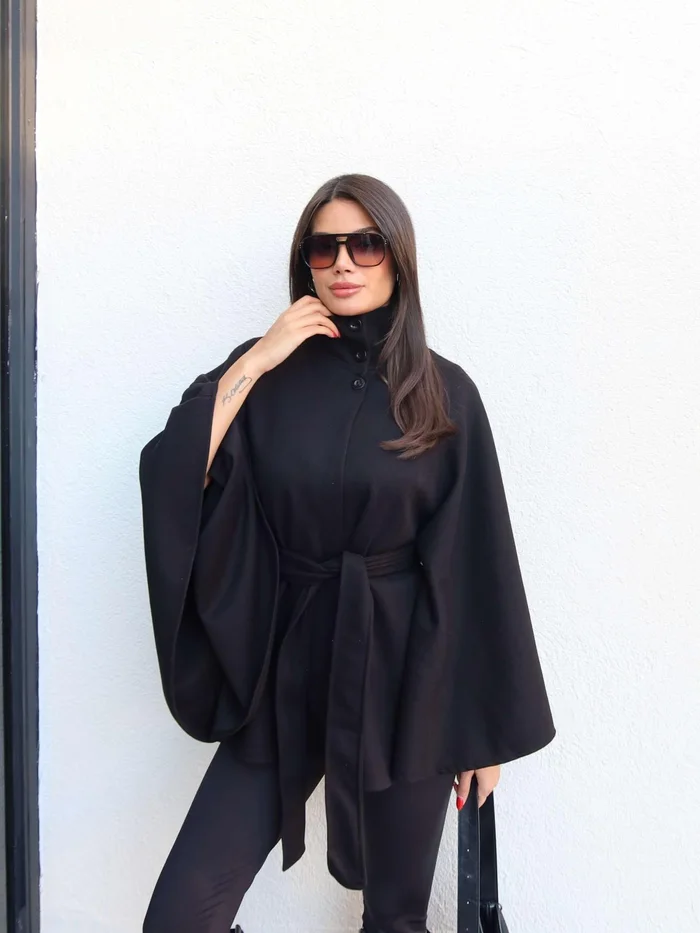 Poncho à col montant