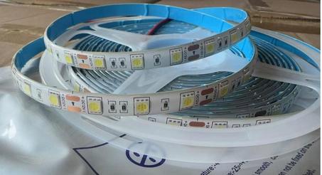 Ruban LED 5050 – 60 LEDs/m – IP65 – 12V – 10mm – 3000K