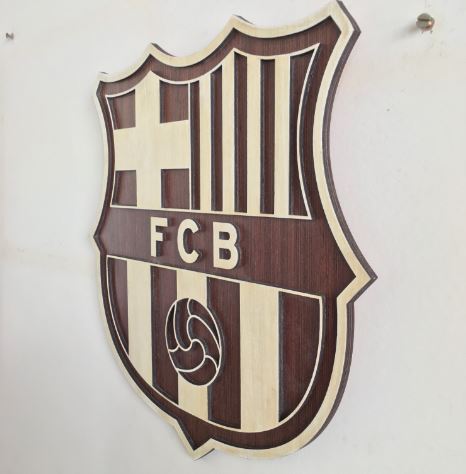 لوحة جدارية خشبية FCB