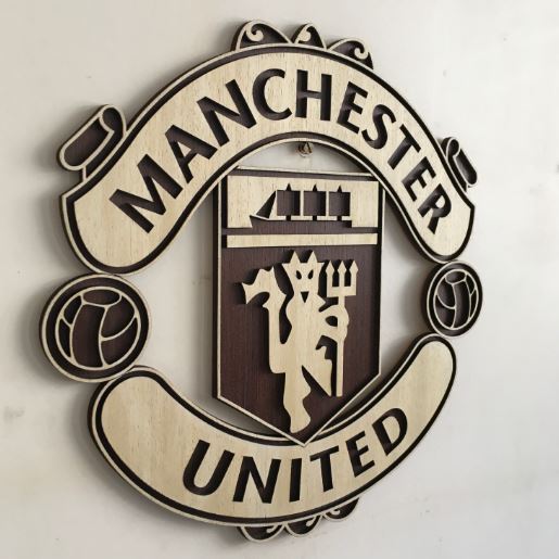 ديكور خشبي – شعار Man United