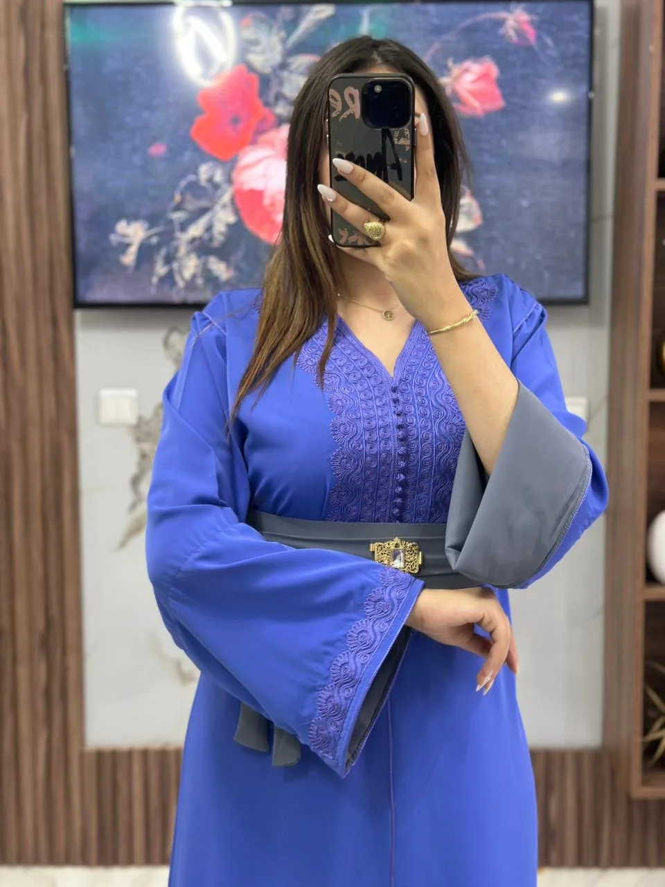 قفطان بالسمطة بروش