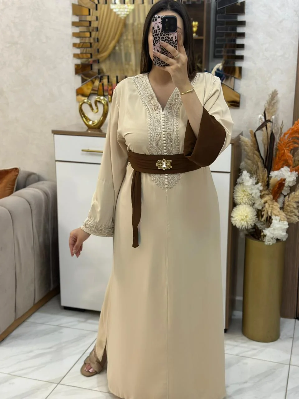 قفطان منبت بالعقيق