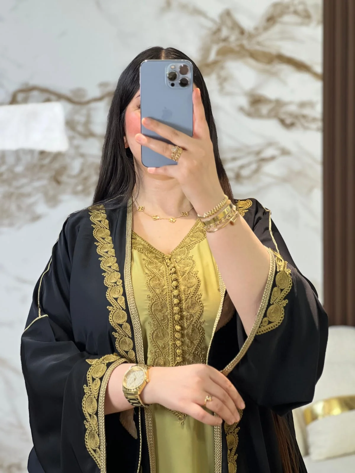 دوبياس كيمونو