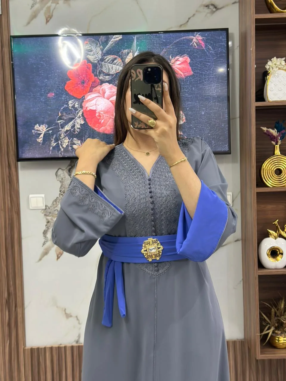قفطان بالسمطة بروش