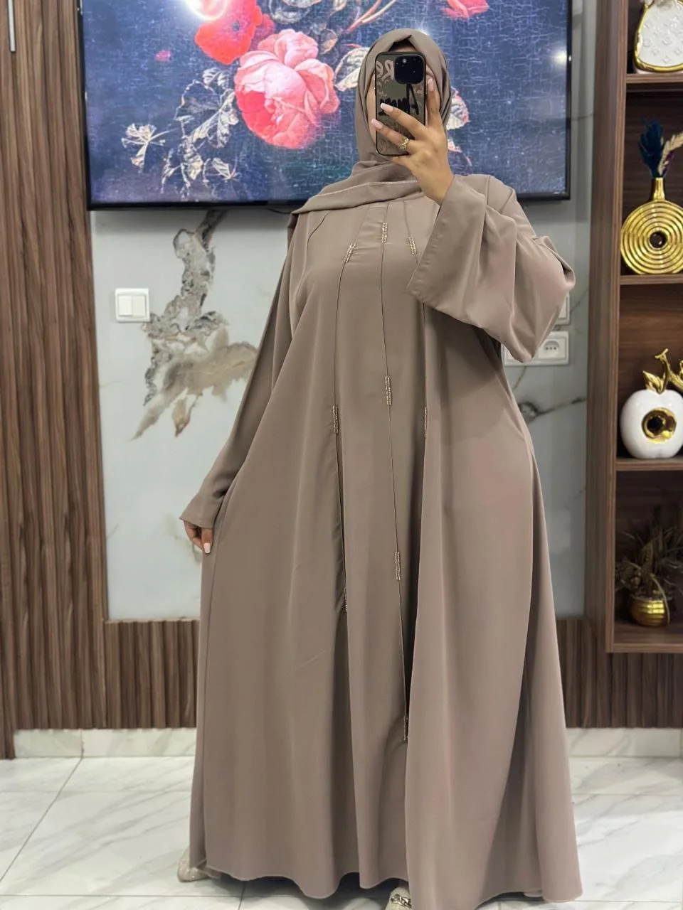 عباية بالشال