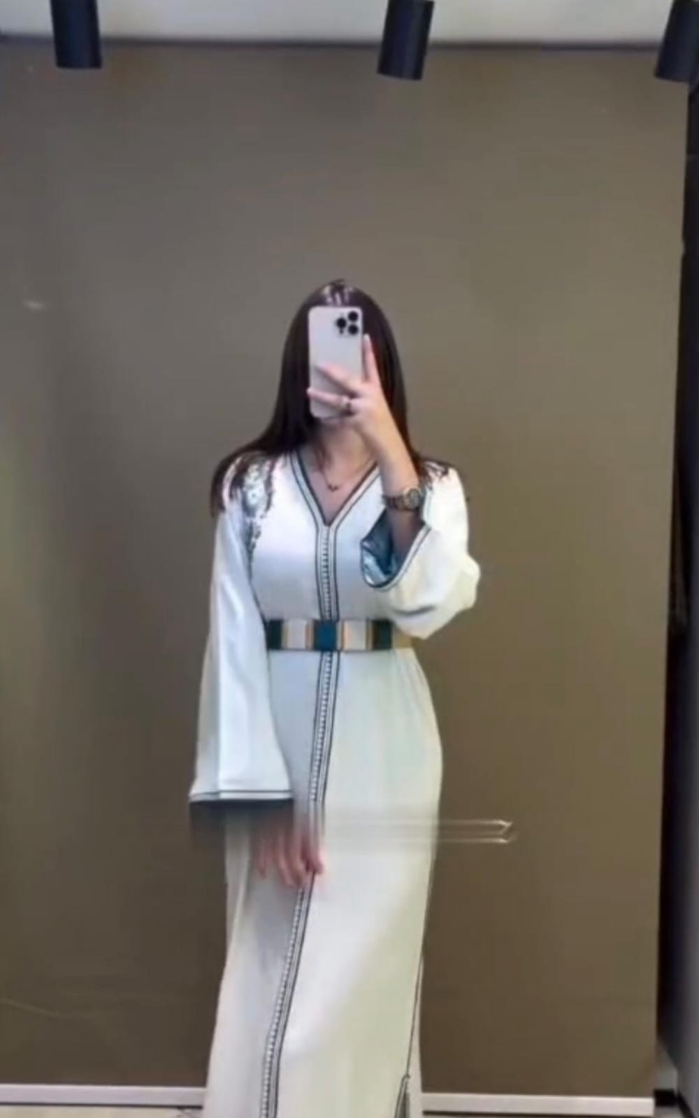 قفطان بالمضمة أنيق