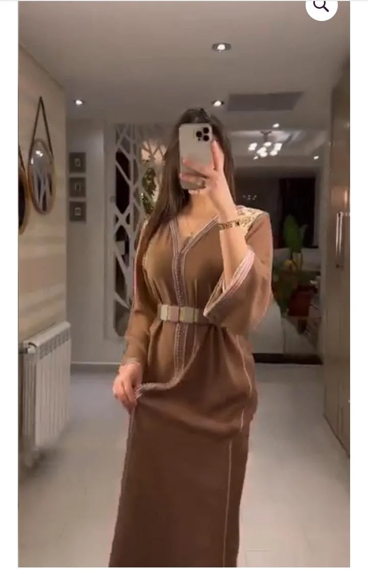 قفطان بالمضمة أنيق