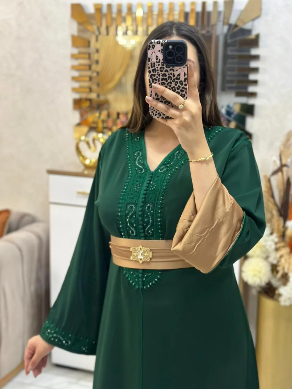 قفطان منبت بالعقيق
