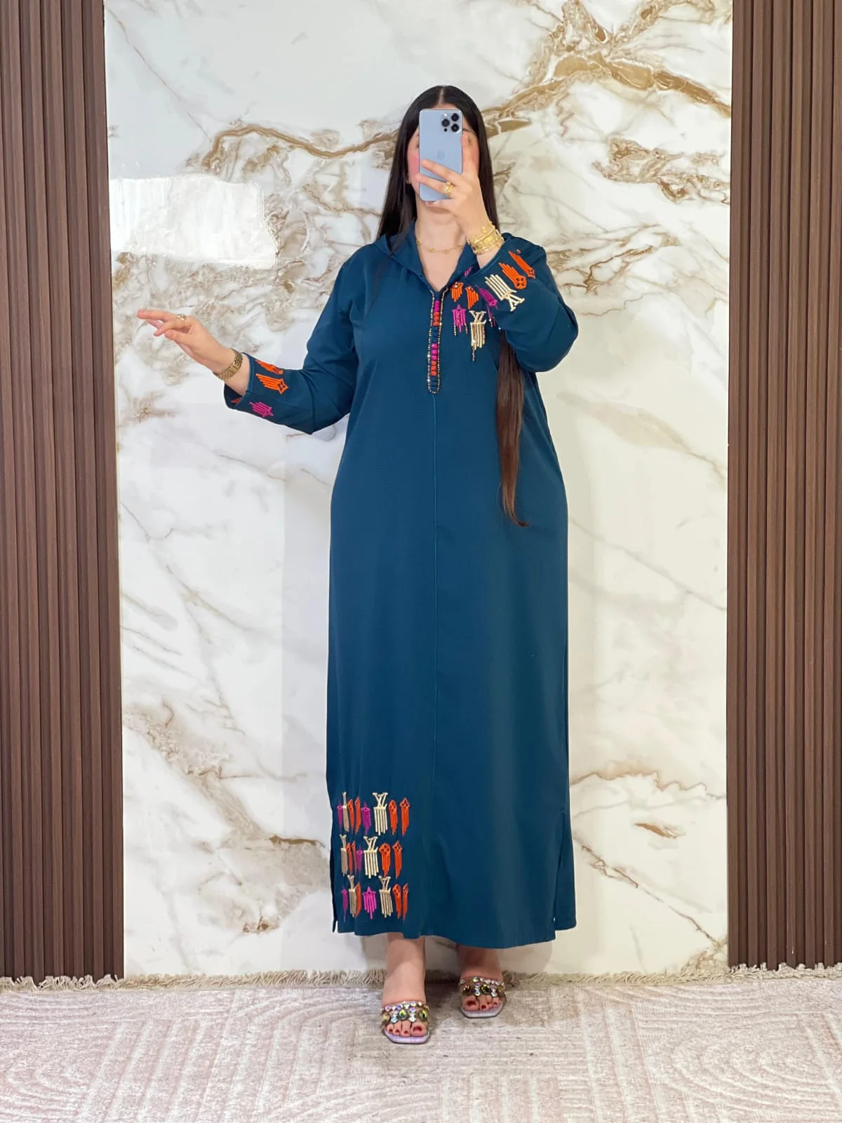 جلابة أنيقة lv