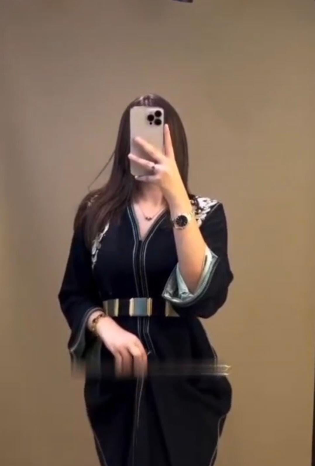 قفطان بالمضمة أنيق