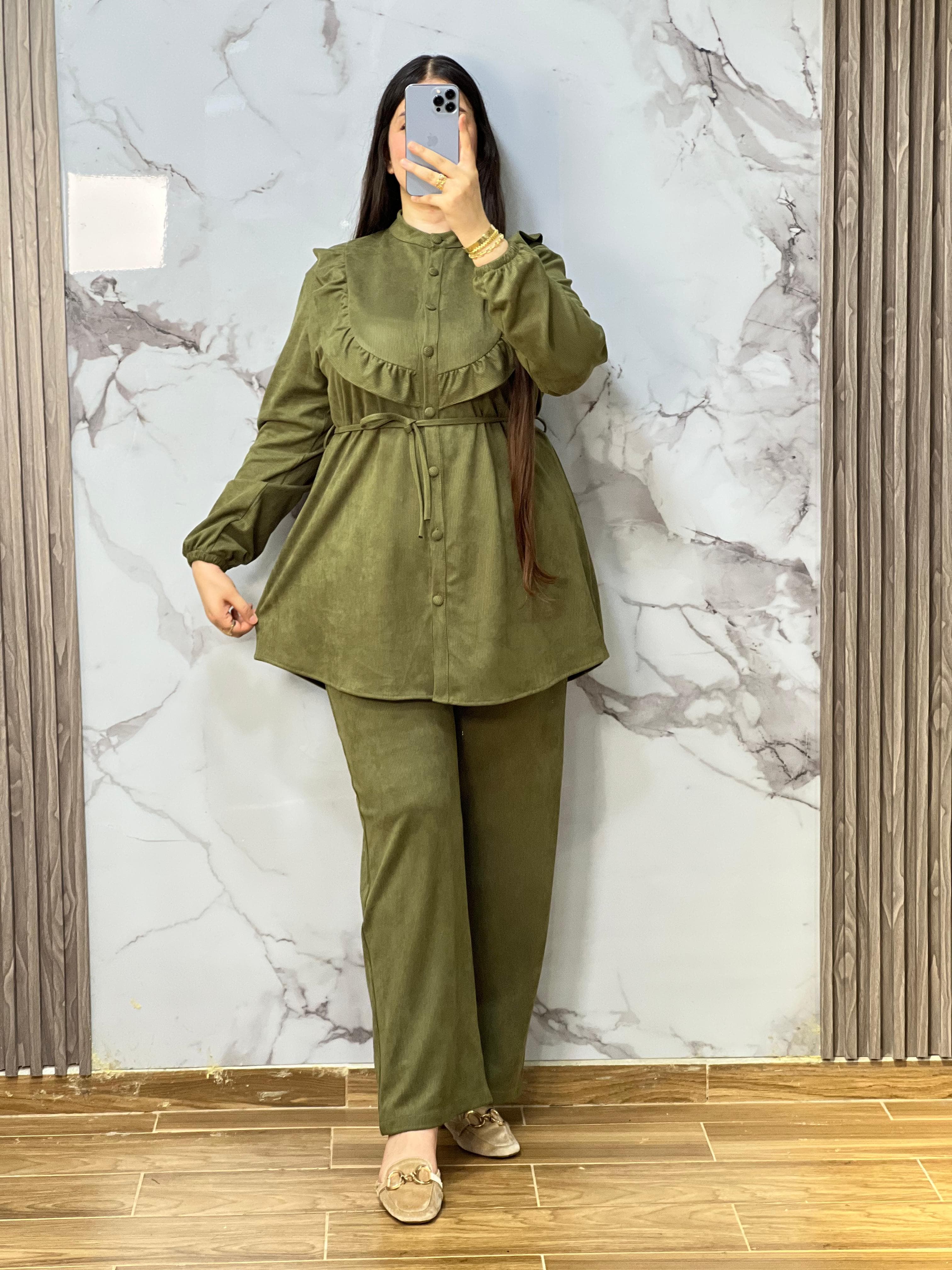 انسومبل أنيق قطيفة