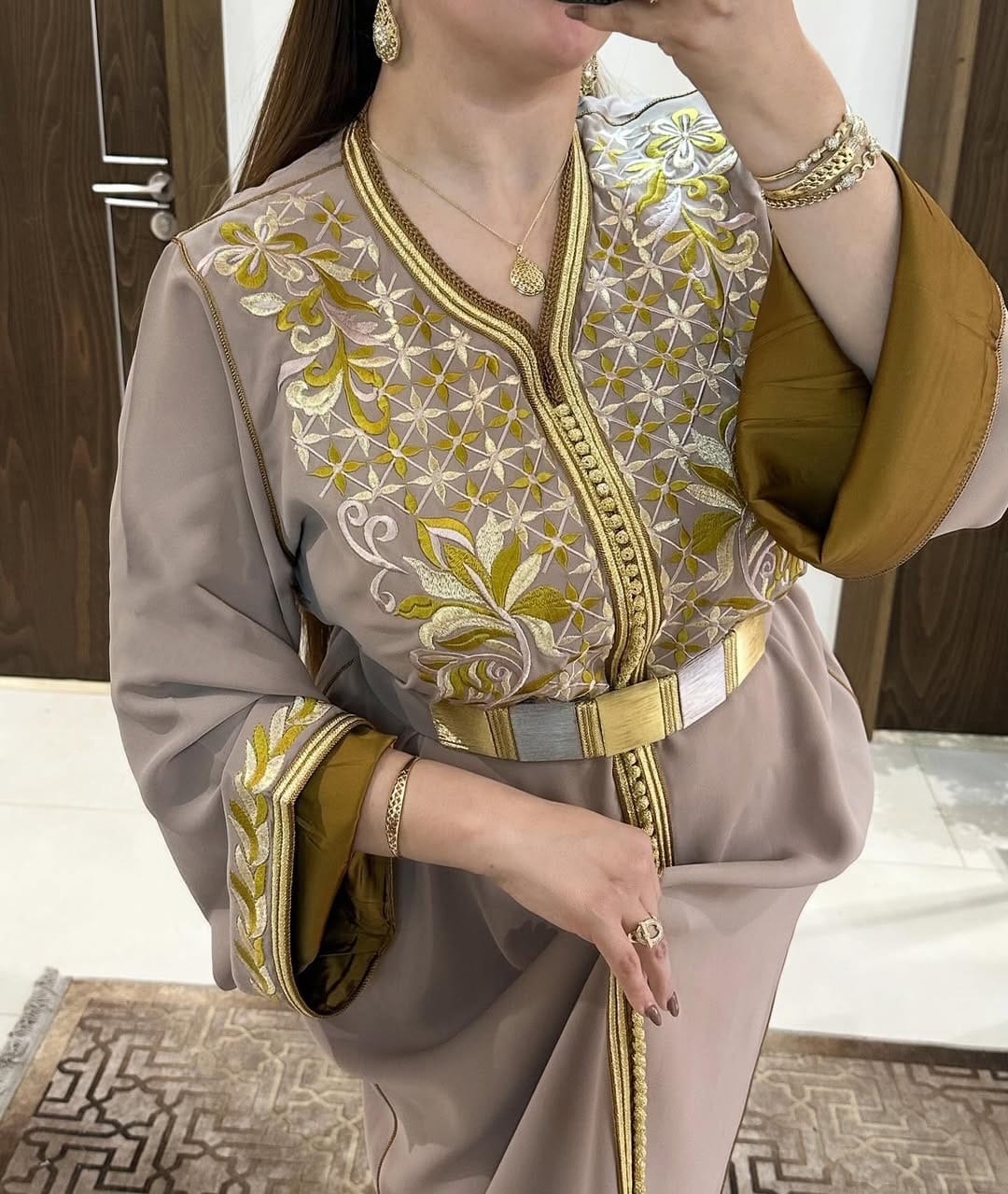 قفطان بالمضمة