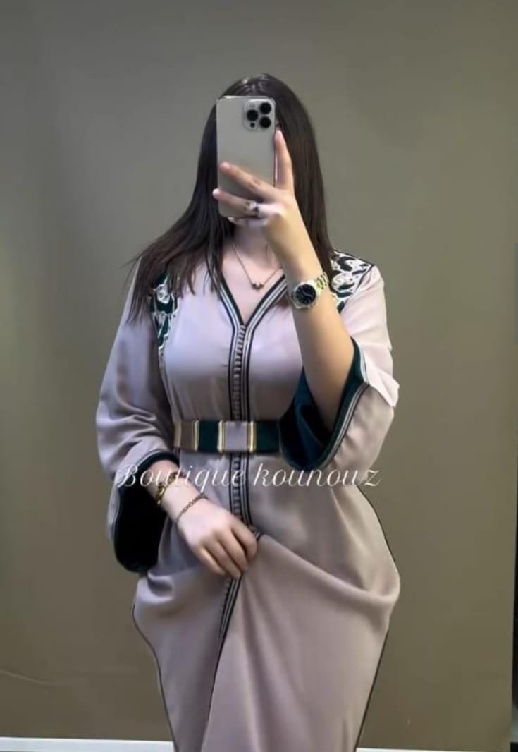 قفطان بالمضمة أنيق