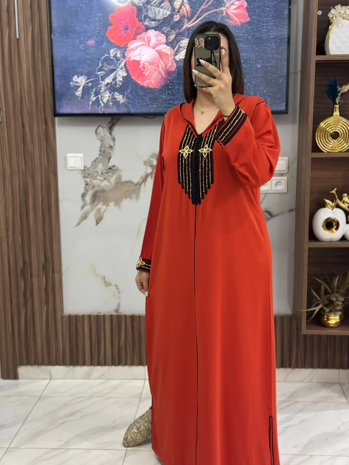 ORANGE