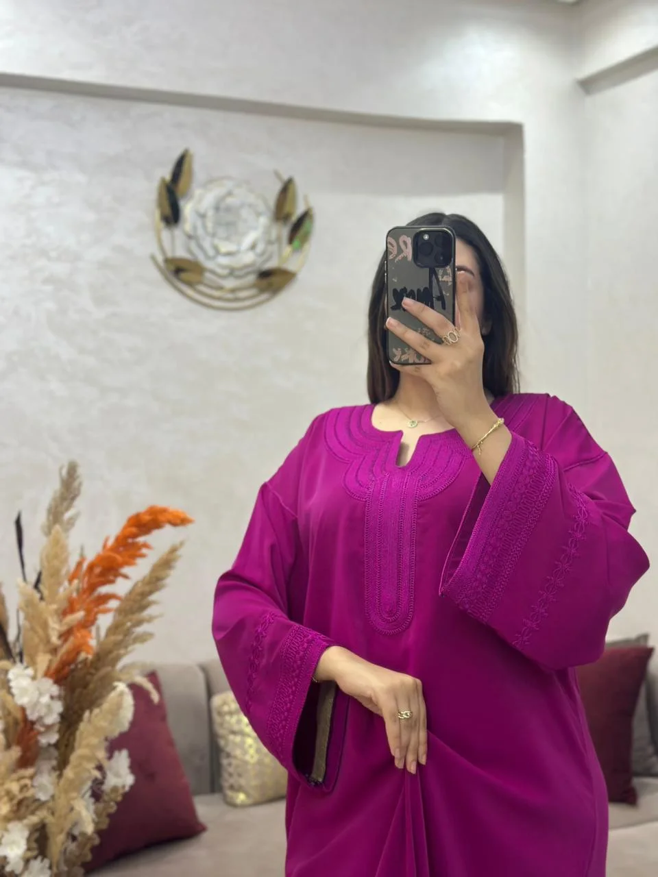 FUSHIA