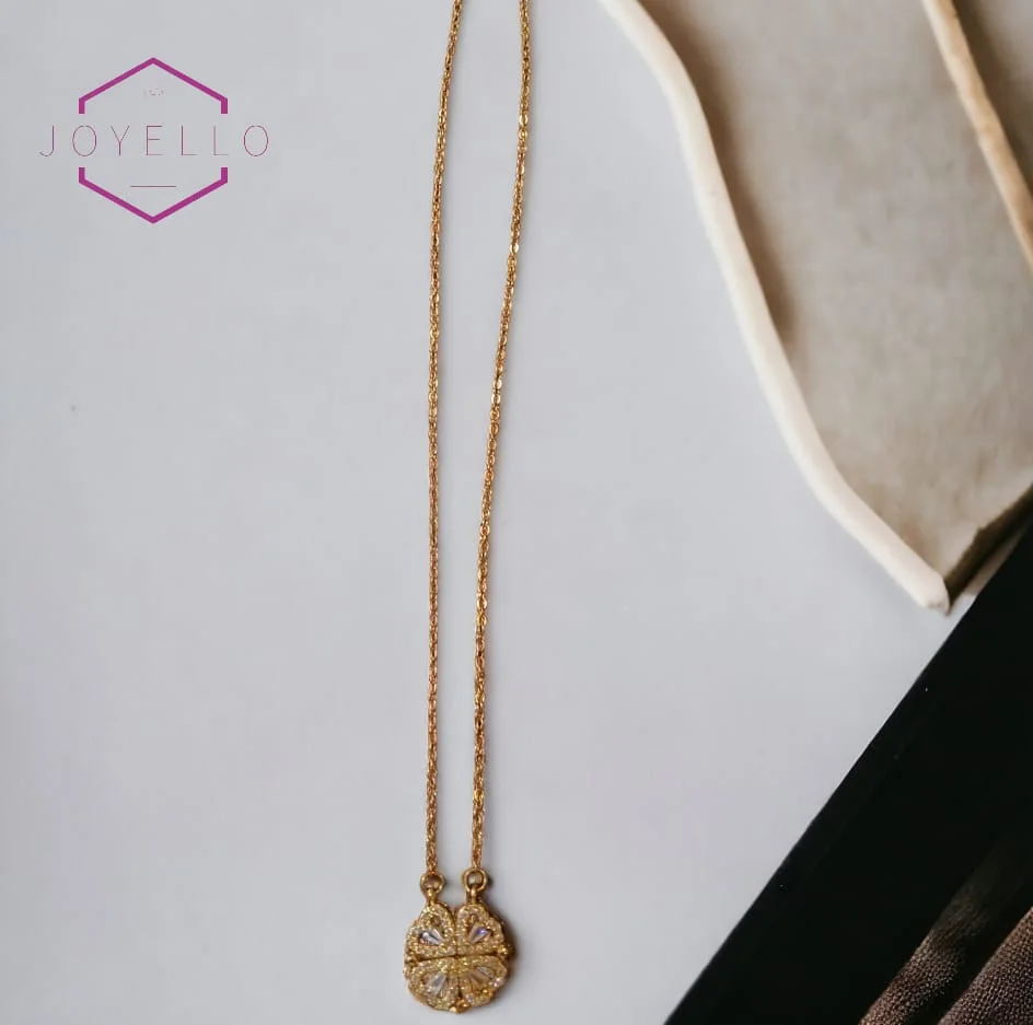 Collier trèfle à quatre feuilles