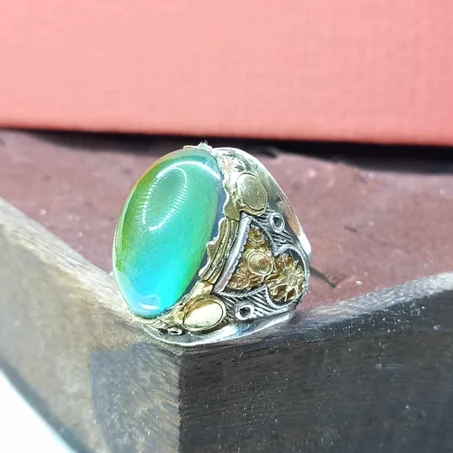 خاتم حراري متغير اللون