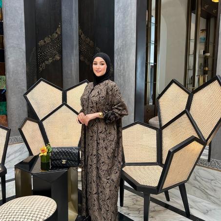 عباية اغصان