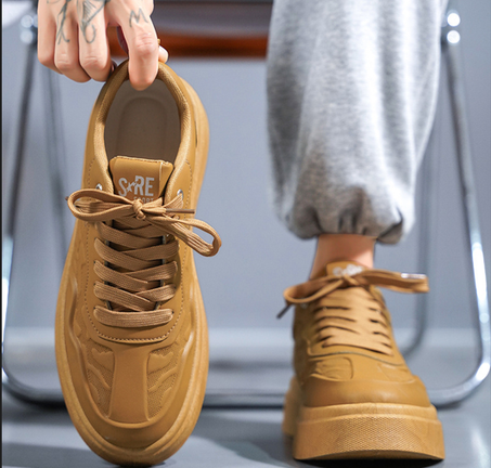 New Men's Thick Sole Shoes Fashion 2025