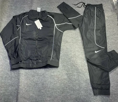 🔥 جبنا ليكم انصومبل نايك موديل 2025 بتمان لهبال 🔥