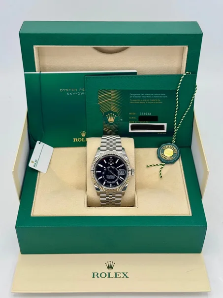 ROLEX DWELER NOIR AVEC COFFRET