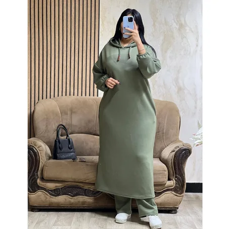 "طقم الشتاء الأنيق بـ 9 ألوان ساحرة".