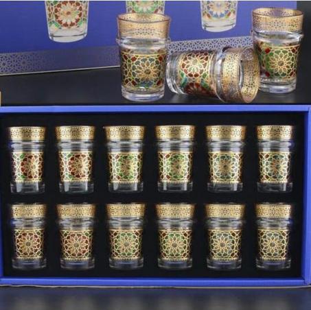 طقم أكواب شاي فاخر بزخارف عربية أنيقة