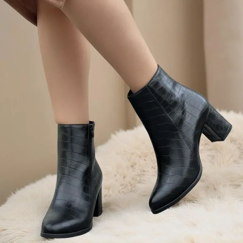 بوط كروكو أنيق بكعب عالي 🖤