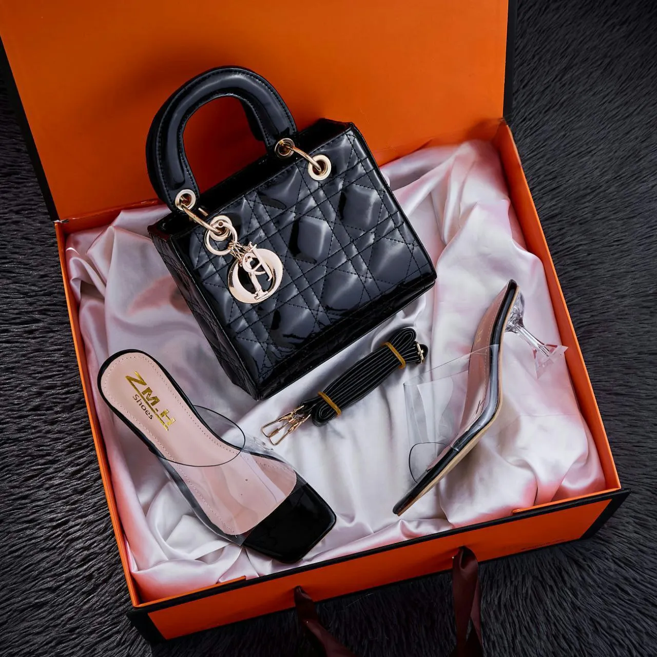 😍 هذا الطقم غادي يخليك مختلفة 100%