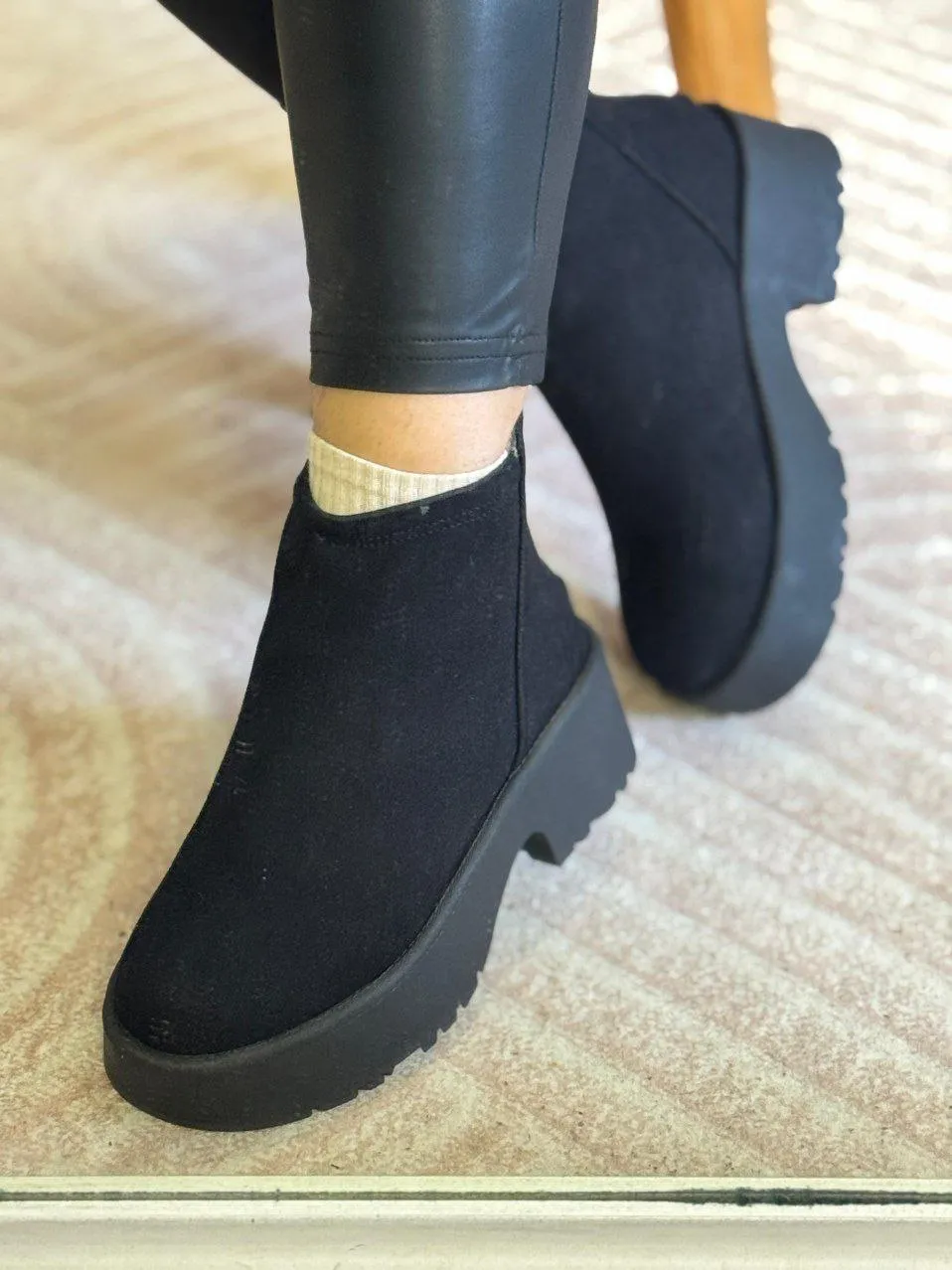 بوط كاجوال أنيق للمشي اليومي