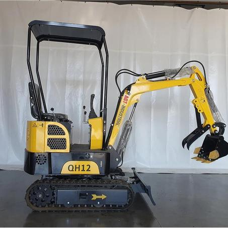 AGT 13.5 HP B&amp;S 1-ton Mini &amp; Small Excavator Micro Crawler Digger, Gasoline, With Thumb Clip For Sale | AGT-QH12 - AGT Industrial