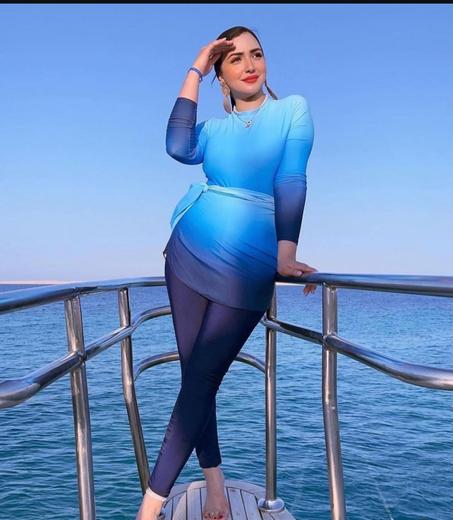 بوركيني عصري 2025