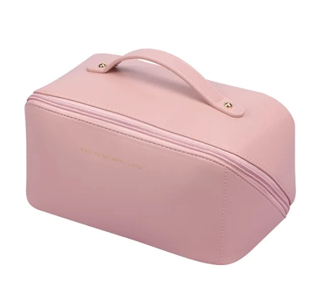 حقيبة مستحضرات التجميل والأكسسوارات