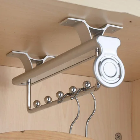 علاق منظم للملابس