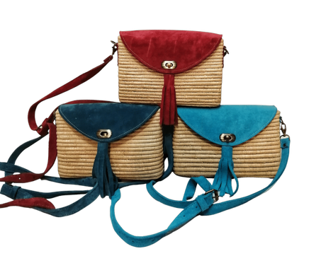 Handmade Raffia Pouches with several colors free delivery